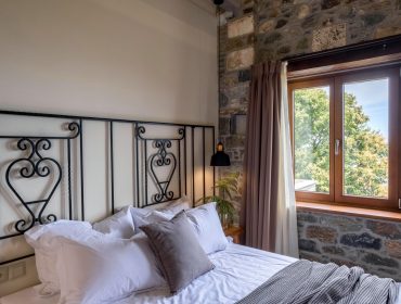 Superior living space double bed