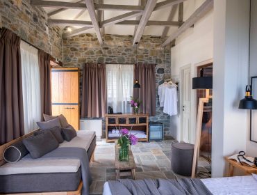 Superior living space double & single bed